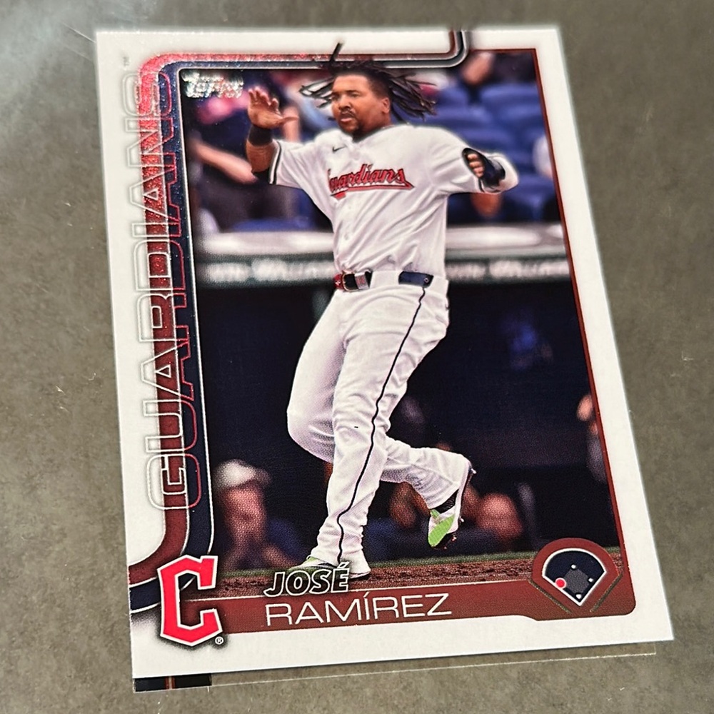 Topps Guardians José Ramírez White and Red Baseball Card